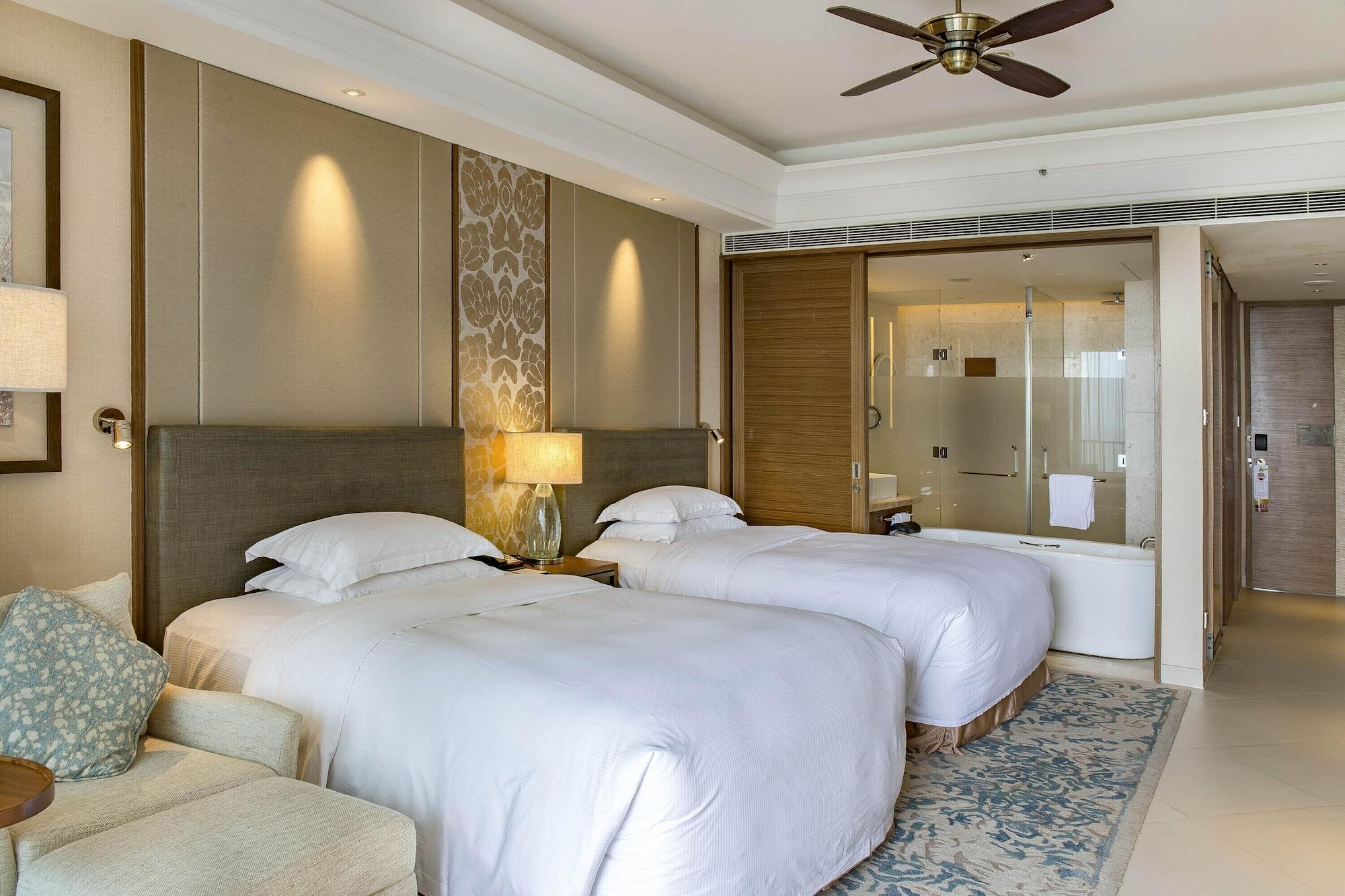 Hilton Haikou Meilan - Beachfront Hotel Exterior foto
