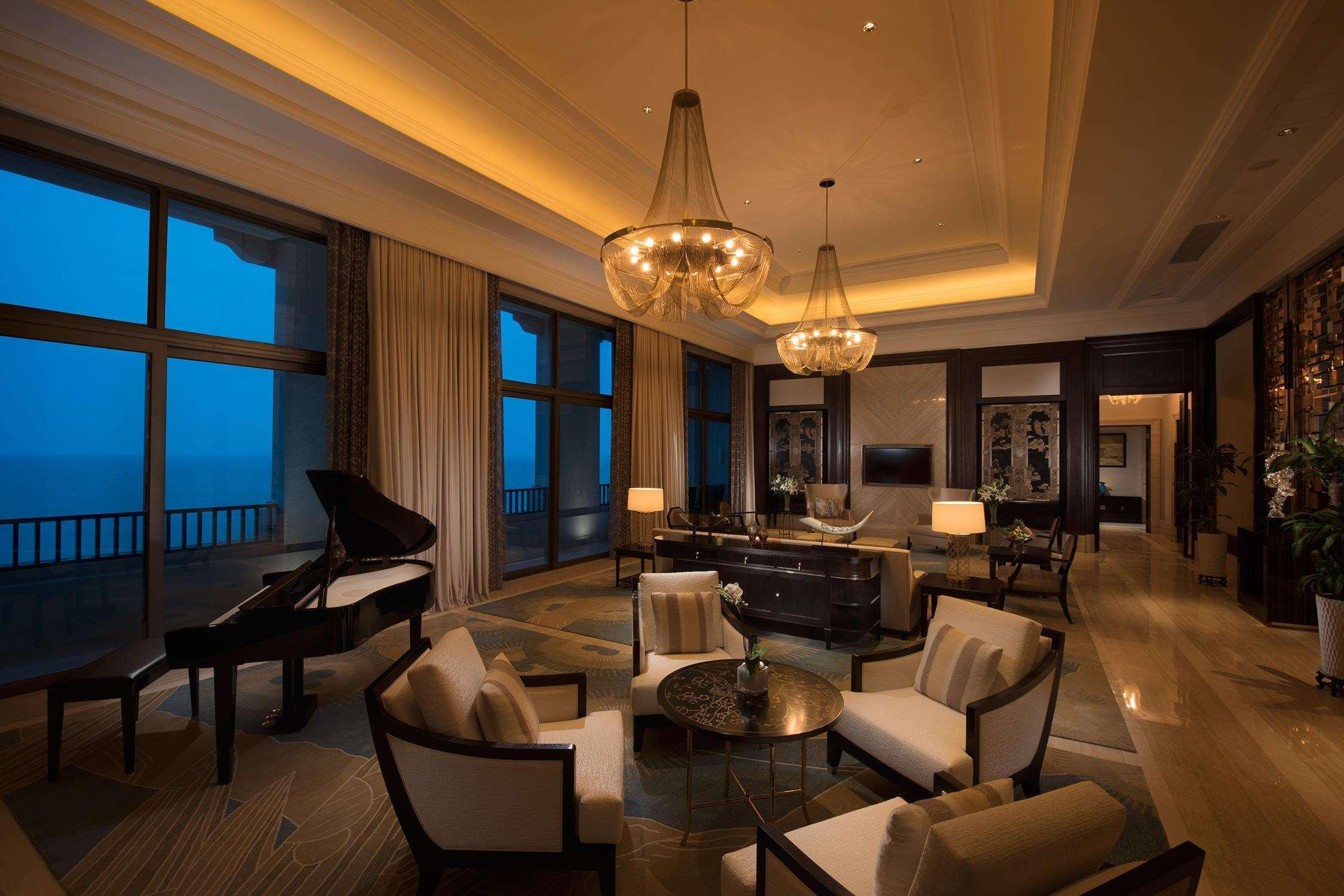 Hilton Haikou Meilan - Beachfront Hotel Exterior foto