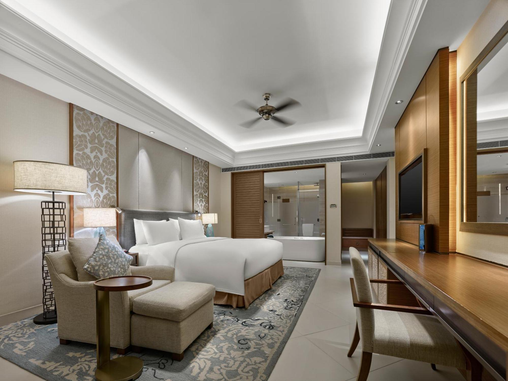Hilton Haikou Meilan - Beachfront Hotel Exterior foto