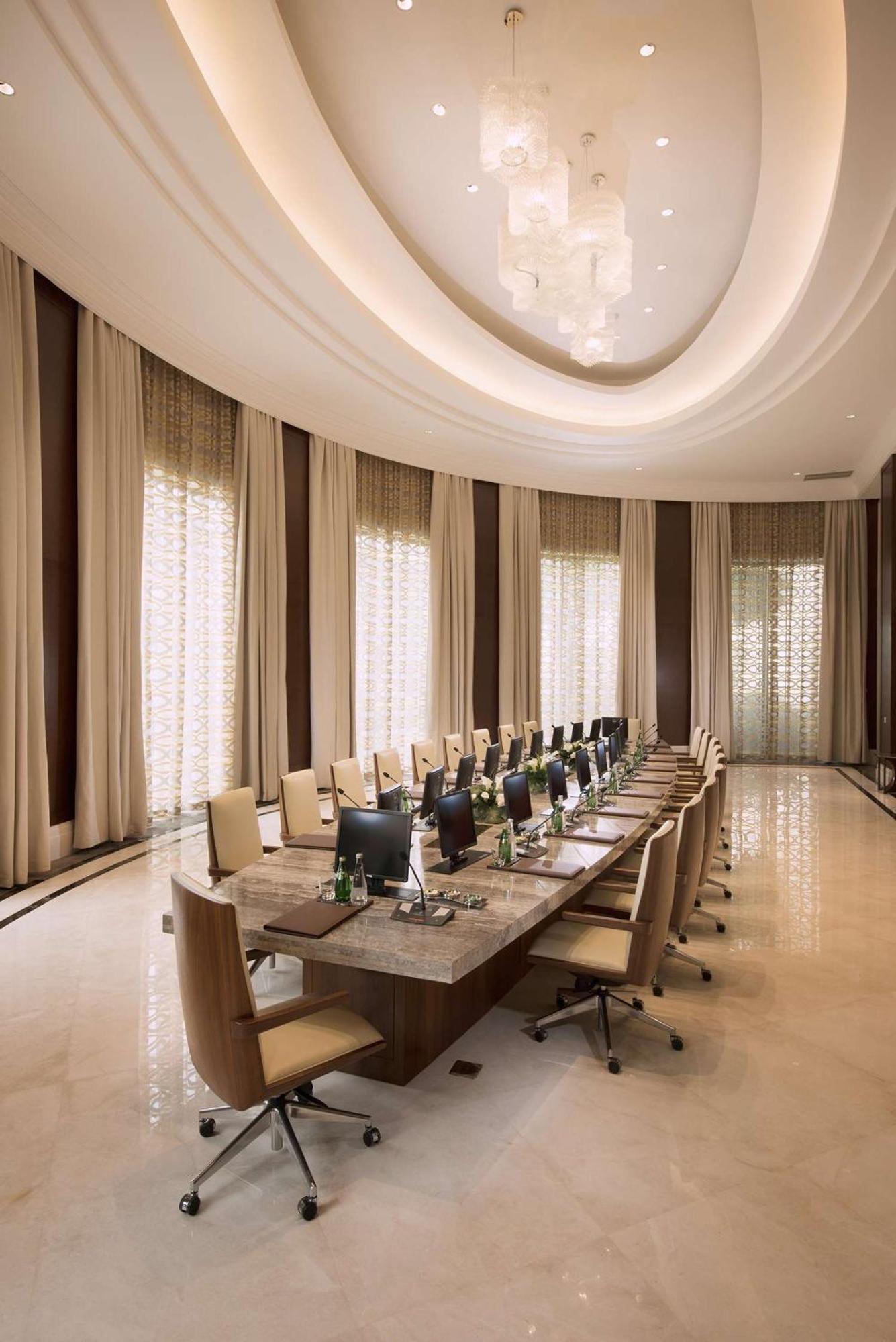 Hilton Haikou Meilan - Beachfront Hotel Exterior foto