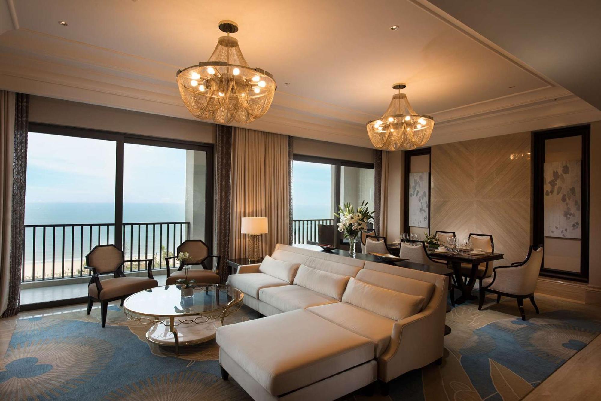 Hilton Haikou Meilan - Beachfront Hotel Exterior foto