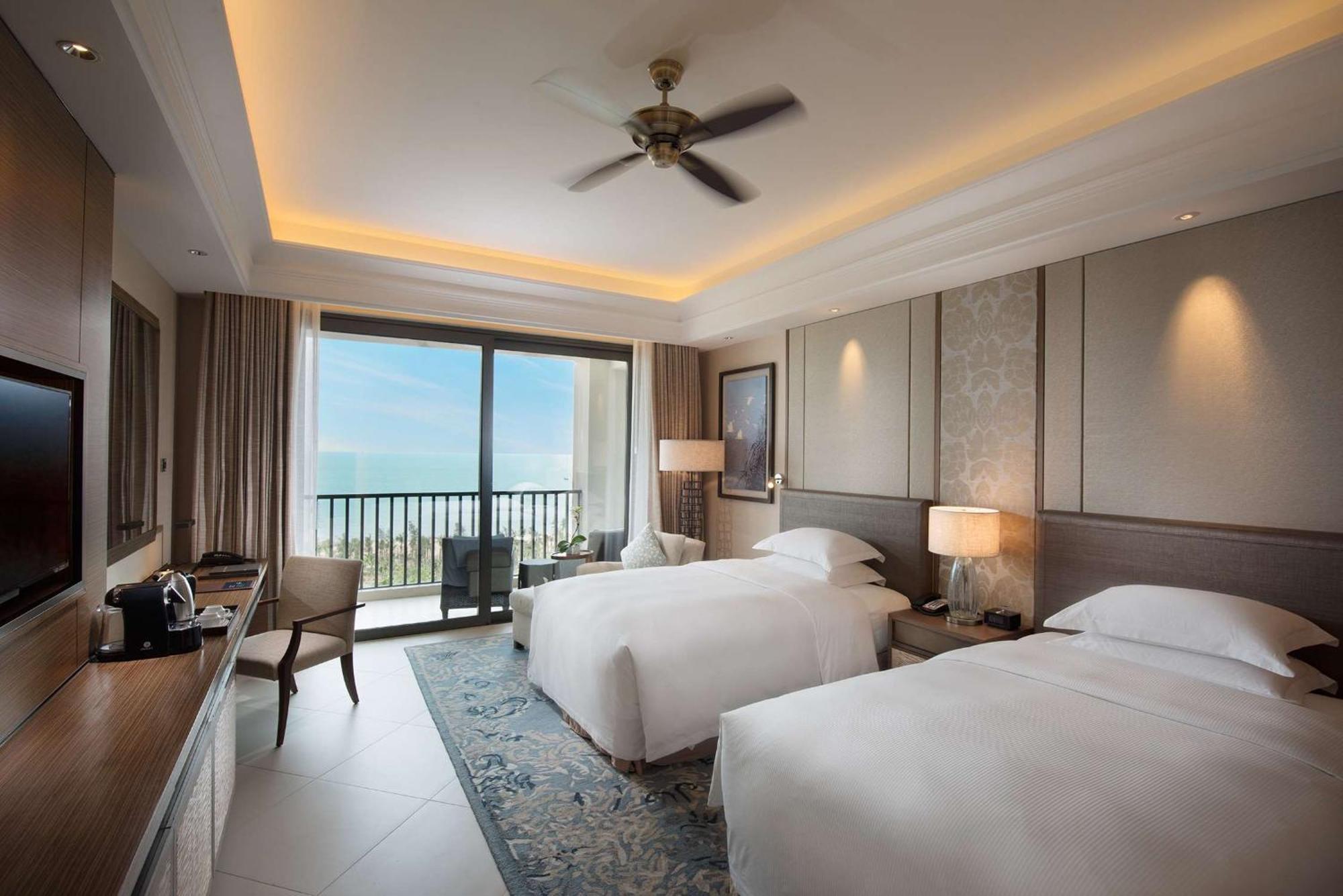 Hilton Haikou Meilan - Beachfront Hotel Exterior foto