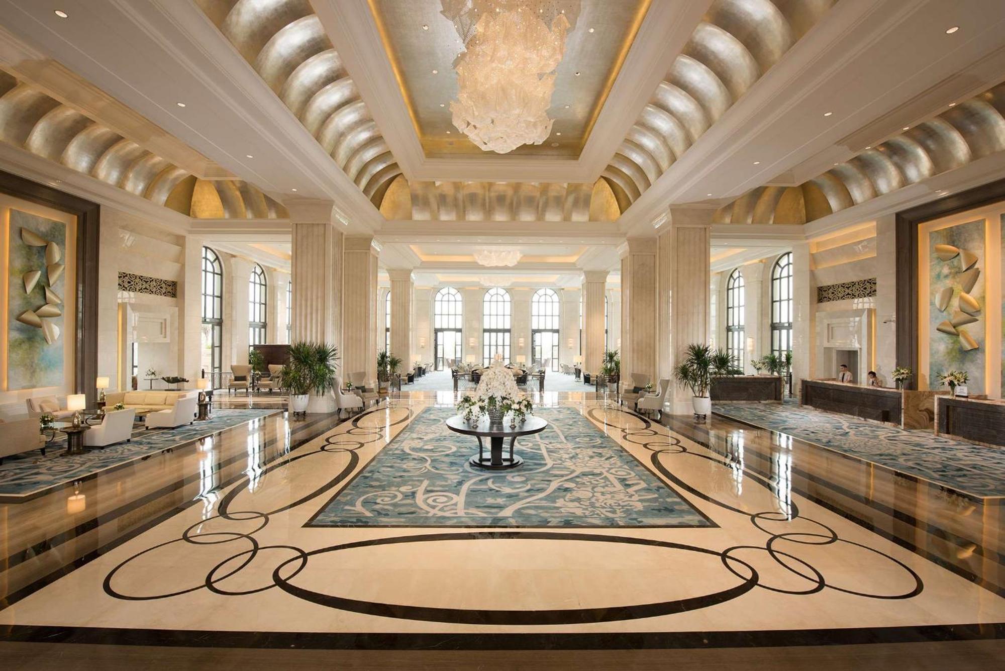 Hilton Haikou Meilan - Beachfront Hotel Exterior foto