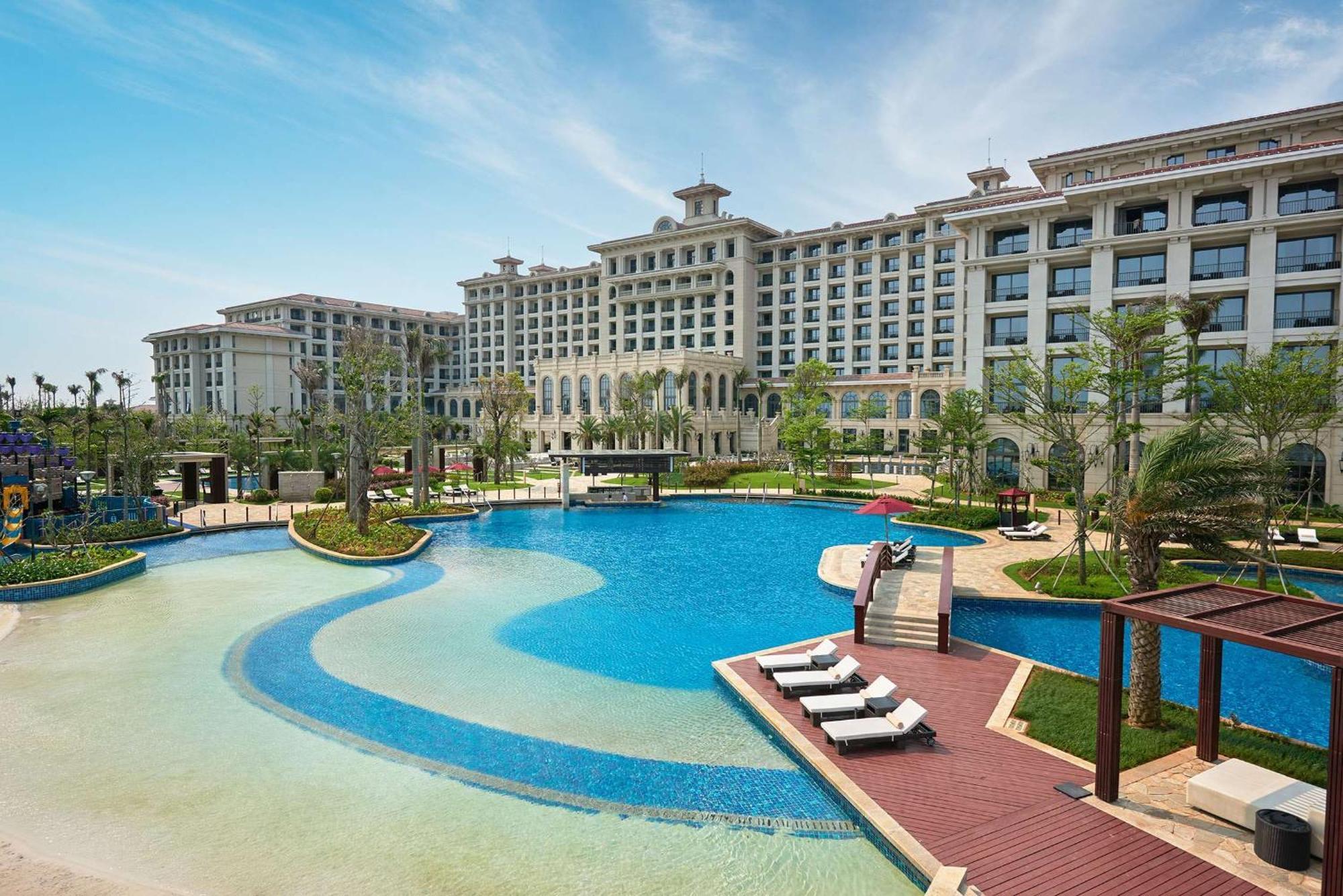Hilton Haikou Meilan - Beachfront Hotel Exterior foto